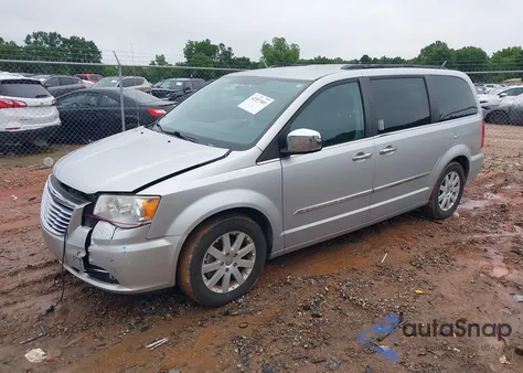 2012 Chrysler Town & Country Touring-L from USA, damaged, VIN 2C4RC1CG3CR30921